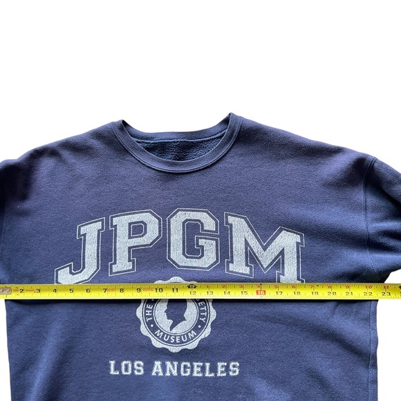 J Paul Getty Museum Los Angeles Collegiate sweatshirt navy blue cotton | sz S/M - Picture 6 of 8